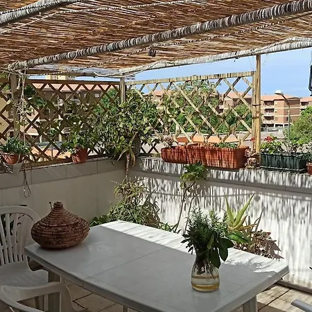 דירה Nanni's Terrace - 18 Min From The Port - Cyclist Friendly סאסארי